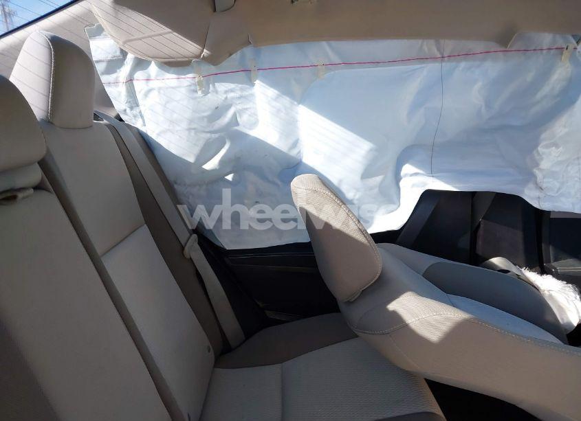 Photo 8 of 2017 Toyota Corolla LE (VIN 5YFBURHE7HP618385)