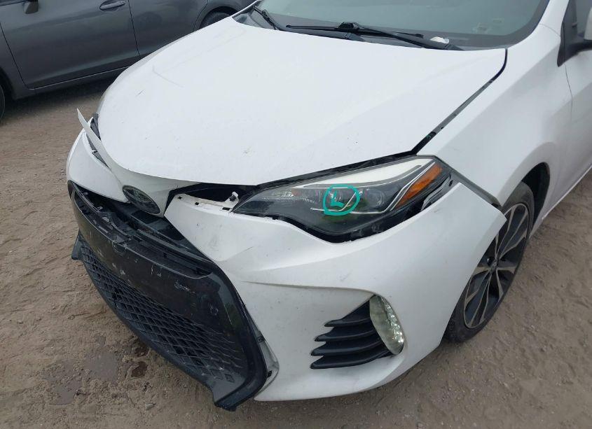 Photo 18 of 2017 Toyota Corolla SE (VIN 5YFBURHE7HP621075)