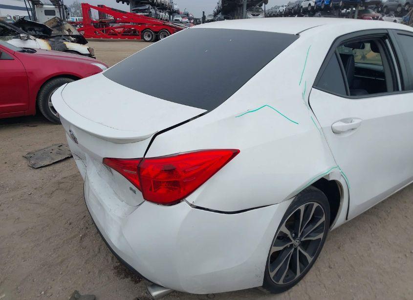 Photo 21 of 2017 Toyota Corolla SE (VIN 5YFBURHE7HP621075)