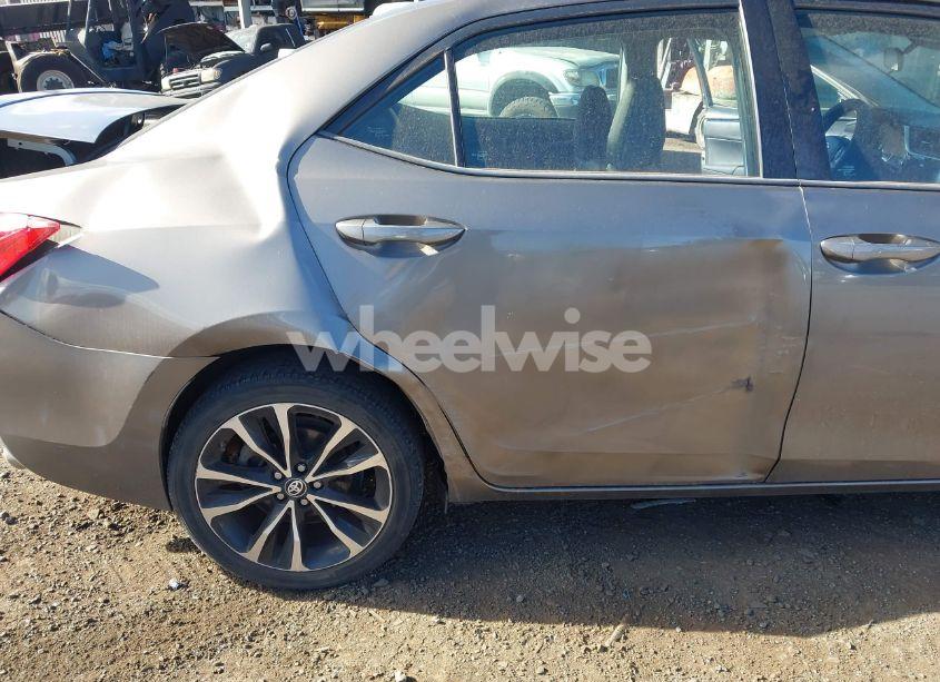 Photo 17 of 2017 Toyota Corolla SE (VIN 5YFBURHE7HP628155)