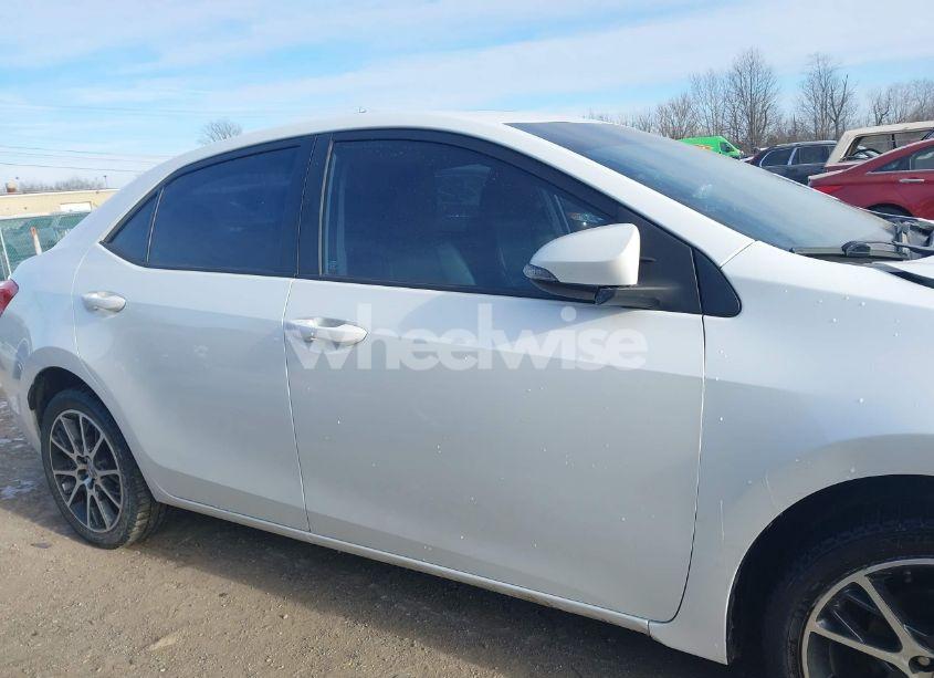 Photo 13 of 2017 Toyota Corolla SE SPECIAL EDITION (VIN 5YFBURHE7HP640791)