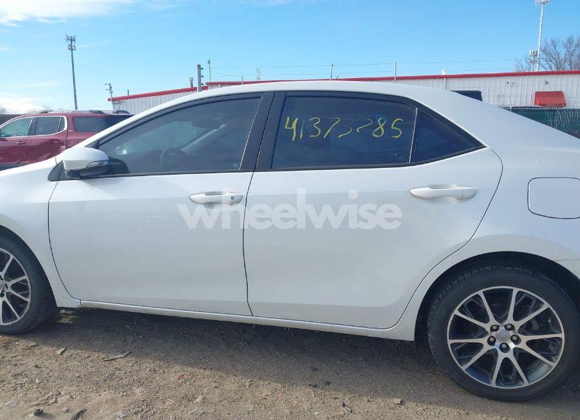 Photo 14 of 2017 Toyota Corolla SE SPECIAL EDITION (VIN 5YFBURHE7HP640791)