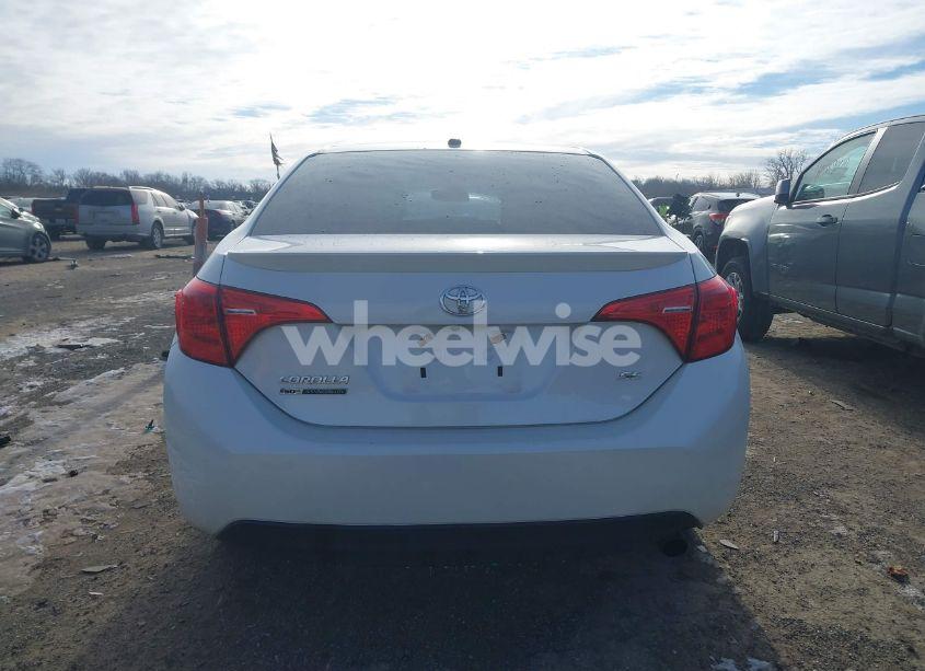 Photo 16 of 2017 Toyota Corolla SE SPECIAL EDITION (VIN 5YFBURHE7HP640791)