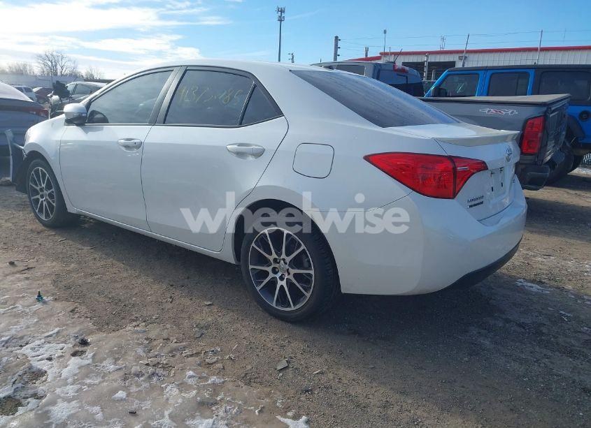 Photo 3 of 2017 Toyota Corolla SE SPECIAL EDITION (VIN 5YFBURHE7HP640791)