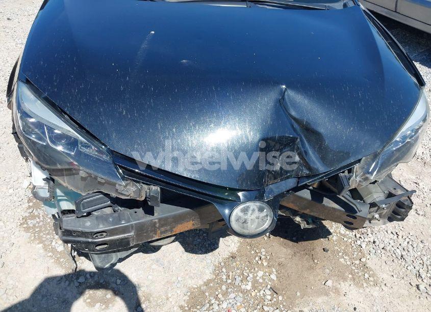 Photo 6 of 2017 Toyota Corolla XLE (VIN 5YFBURHE7HP654187)