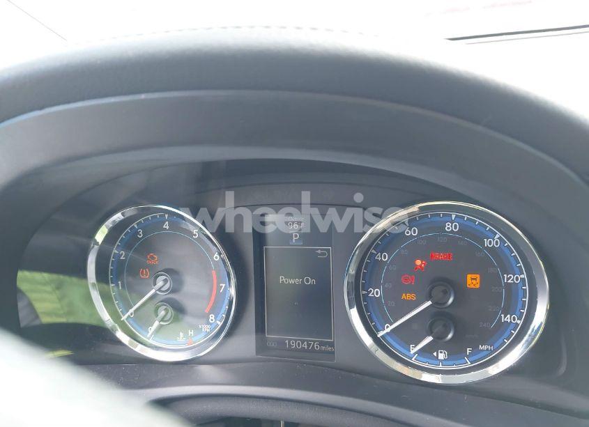 Photo 7 of 2017 Toyota Corolla XLE (VIN 5YFBURHE7HP654187)