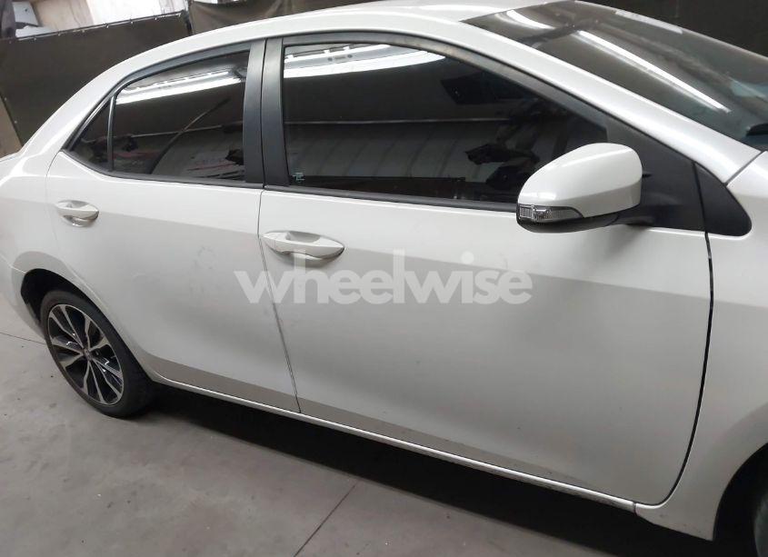 Photo 14 of 2017 Toyota Corolla SE (VIN 5YFBURHE7HP693037)