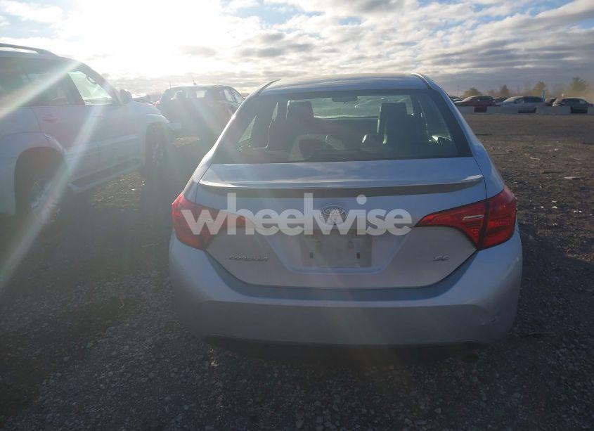 Photo 16 of 2017 Toyota Corolla SE (VIN 5YFBURHE7HP706367)