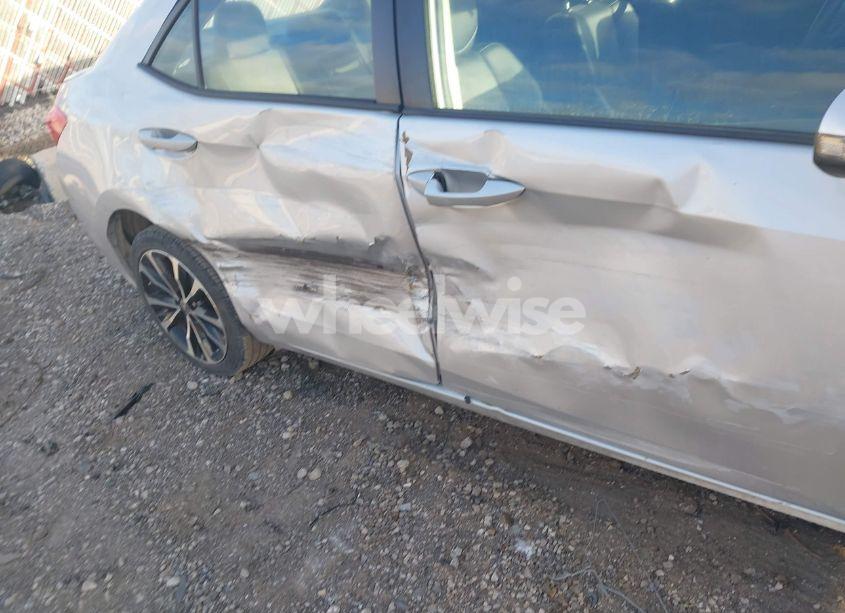 Photo 6 of 2017 Toyota Corolla SE (VIN 5YFBURHE7HP706367)