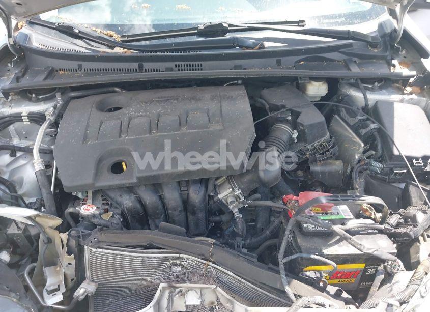 Photo 10 of 2017 Toyota Corolla LE (VIN 5YFBURHE7HP715912)