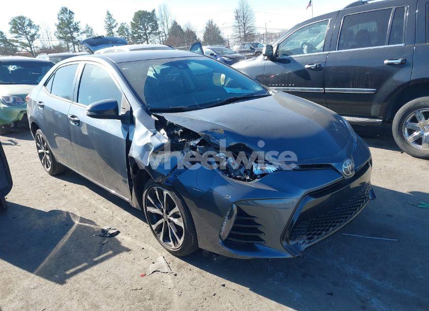 2017 Toyota Corolla XSE (VIN 5YFBURHE7HP733715) main photo