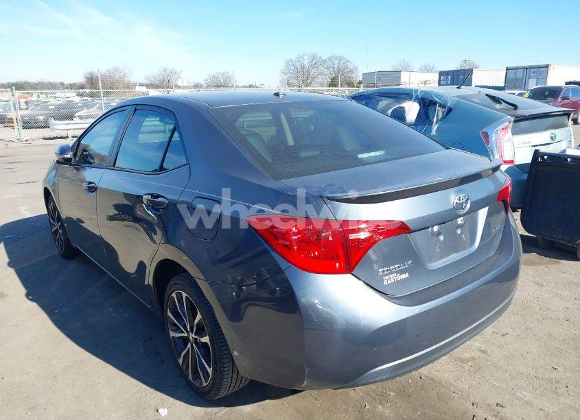Photo 3 of 2017 Toyota Corolla XSE (VIN 5YFBURHE7HP733715)