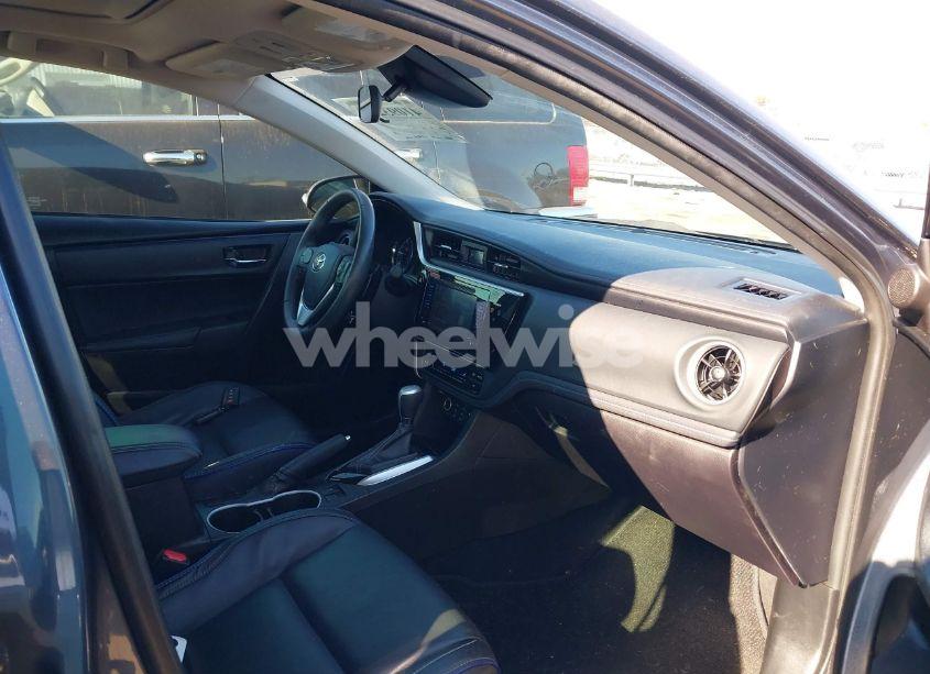 Photo 5 of 2017 Toyota Corolla XSE (VIN 5YFBURHE7HP733715)