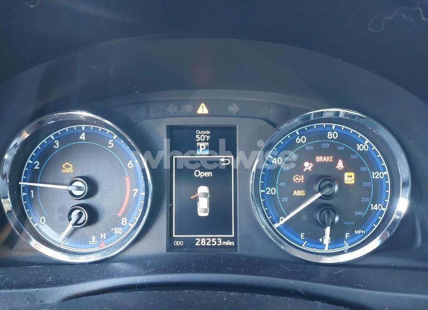 Photo 7 of 2017 Toyota Corolla XSE (VIN 5YFBURHE7HP733715)