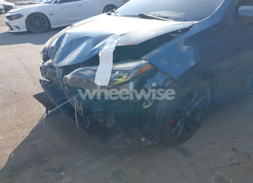 Photo 6 of 2017 Toyota Corolla SE (VIN 5YFBURHE7HP734699)