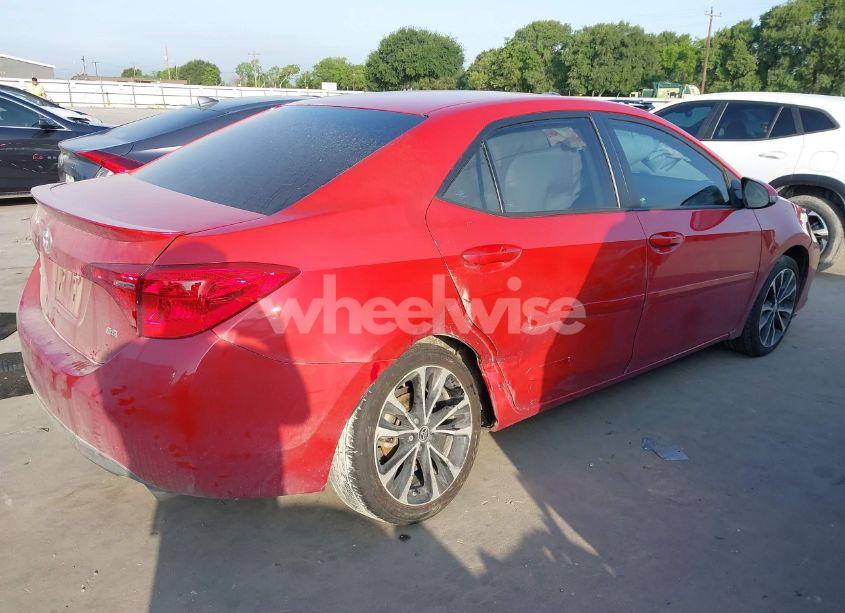 Photo 4 of 2018 Toyota Corolla SE (VIN 5YFBURHE7JP742744)