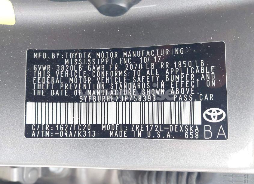 Photo 9 of 2018 Toyota Corolla SE (VIN 5YFBURHE7JP758393)