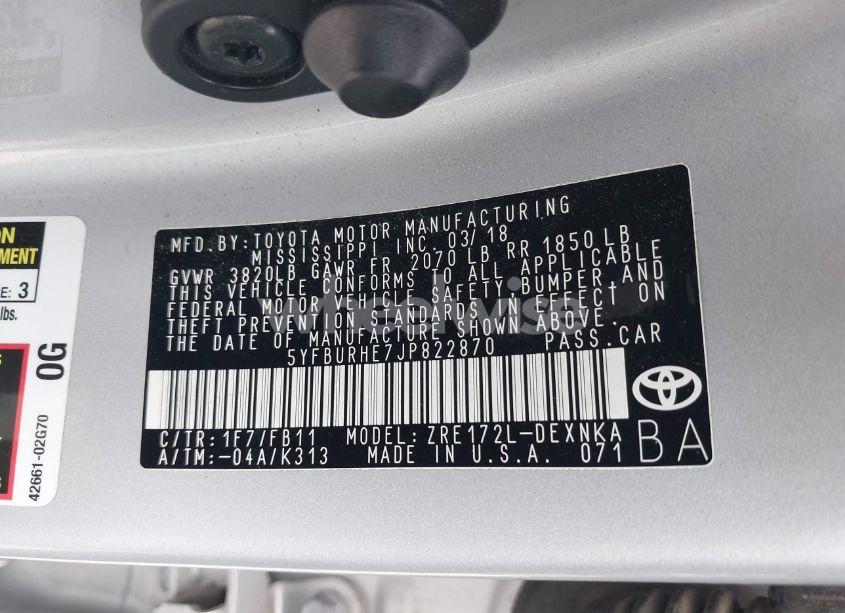 Photo 9 of 2018 Toyota Corolla LE (VIN 5YFBURHE7JP822870)