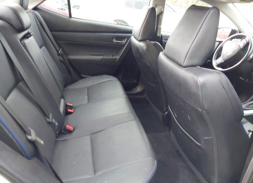 Photo 8 of 2018 Toyota Corolla XSE (VIN 5YFBURHE7JP829124)