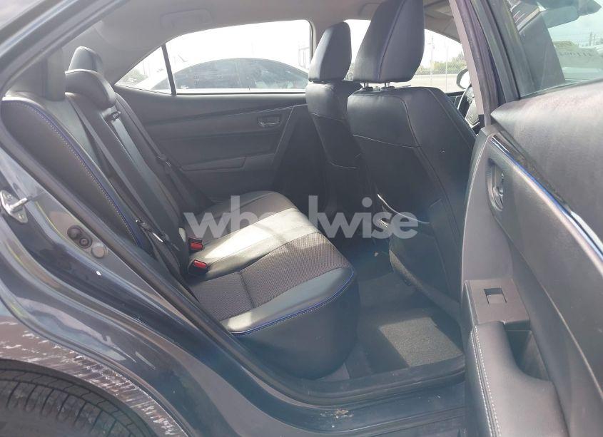 Photo 8 of 2018 Toyota Corolla SE (VIN 5YFBURHE7JP844920)