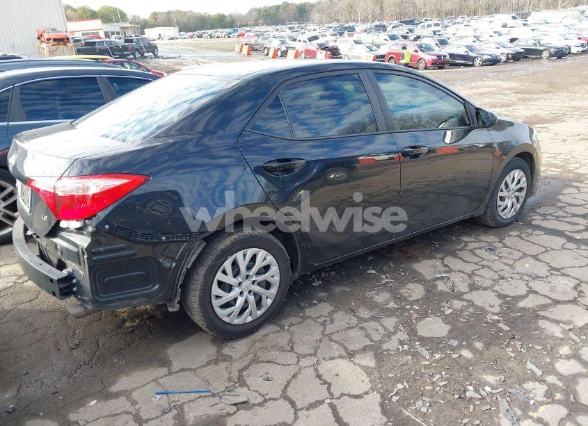 Photo 4 of 2018 Toyota Corolla LE (VIN 5YFBURHE7JP848868)