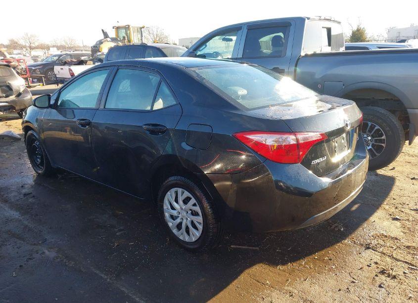 Photo 14 of 2019 Toyota Corolla LE (VIN 5YFBURHE7KP867874)