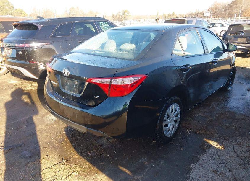 Photo 4 of 2019 Toyota Corolla LE (VIN 5YFBURHE7KP867874)