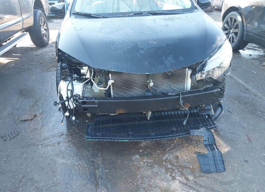 Photo 6 of 2019 Toyota Corolla LE (VIN 5YFBURHE7KP867874)