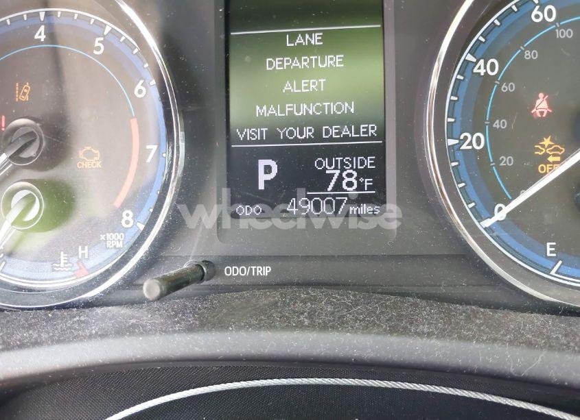 Photo 15 of 2019 Toyota Corolla LE (VIN 5YFBURHE7KP871097)