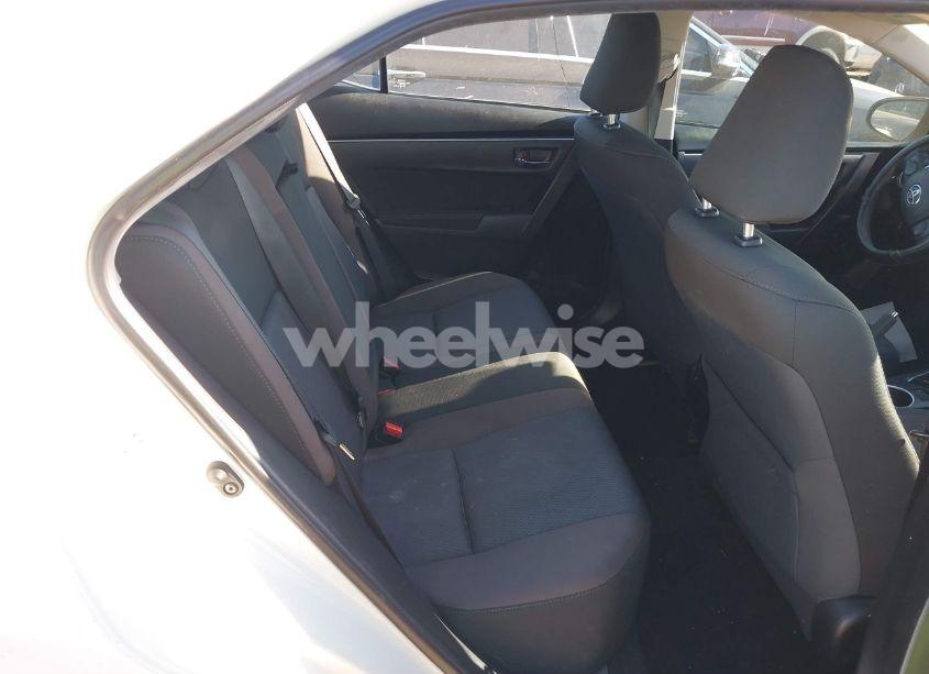 Photo 8 of 2019 Toyota Corolla LE (VIN 5YFBURHE7KP875845)