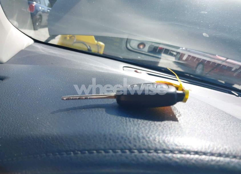 Photo 11 of 2019 Toyota Corolla LE (VIN 5YFBURHE7KP878972)