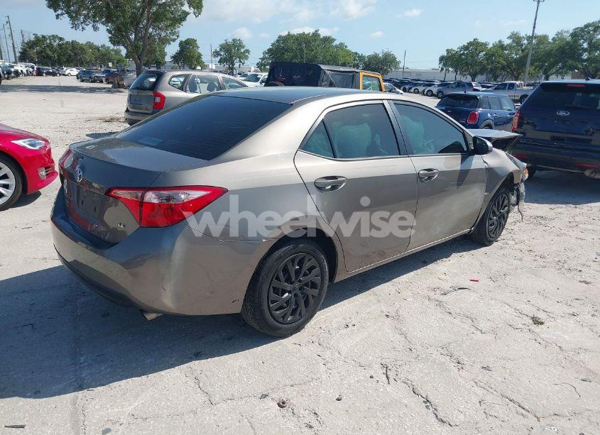 Photo 4 of 2019 Toyota Corolla LE (VIN 5YFBURHE7KP878972)