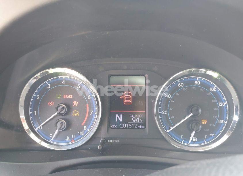 Photo 7 of 2019 Toyota Corolla LE (VIN 5YFBURHE7KP878972)