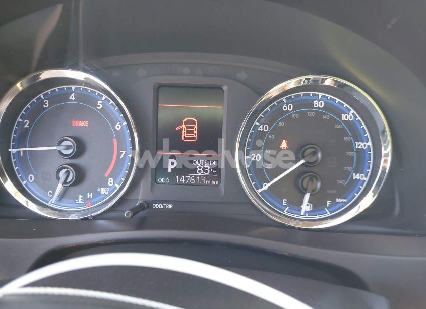 Photo 7 of 2019 Toyota Corolla LE (VIN 5YFBURHE7KP885307)