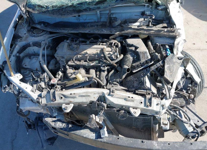 Photo 10 of 2019 Toyota Corolla LE (VIN 5YFBURHE7KP886568)