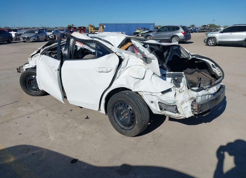 Photo 3 of 2019 Toyota Corolla LE (VIN 5YFBURHE7KP886568)