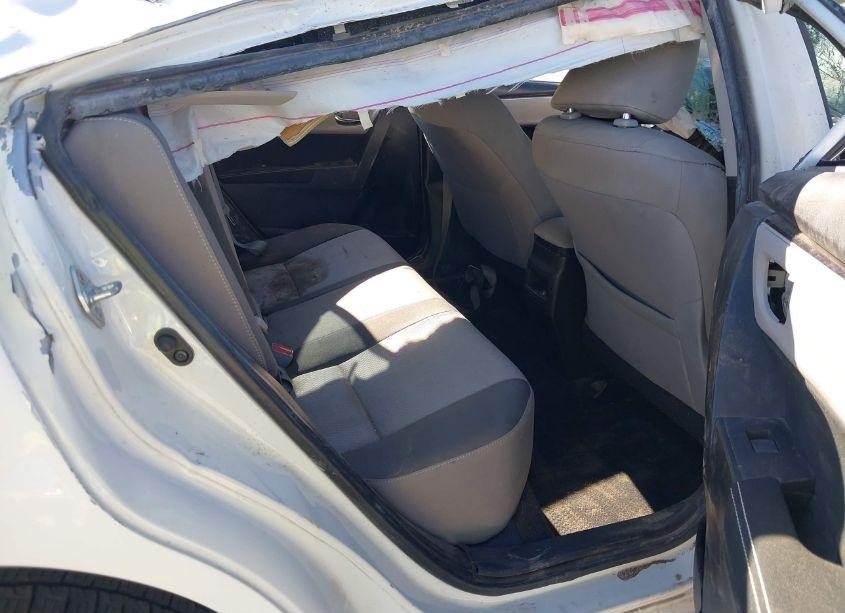 Photo 8 of 2019 Toyota Corolla LE (VIN 5YFBURHE7KP886568)