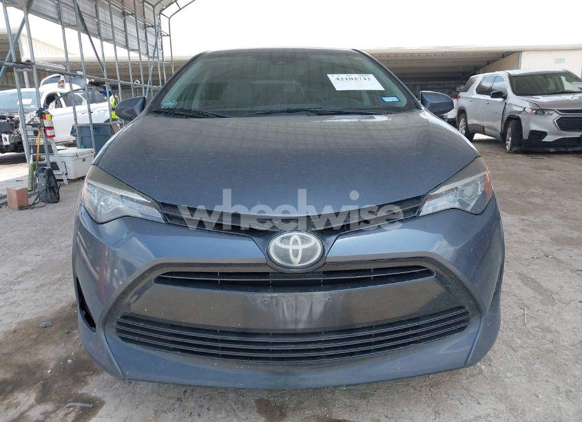 Photo 13 of 2019 Toyota Corolla LE (VIN 5YFBURHE7KP893892)