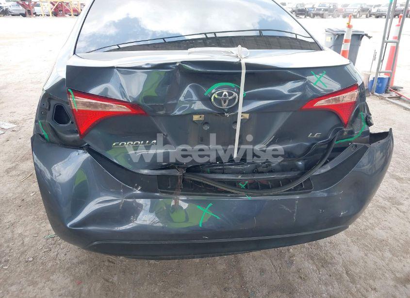 Photo 6 of 2019 Toyota Corolla LE (VIN 5YFBURHE7KP893892)