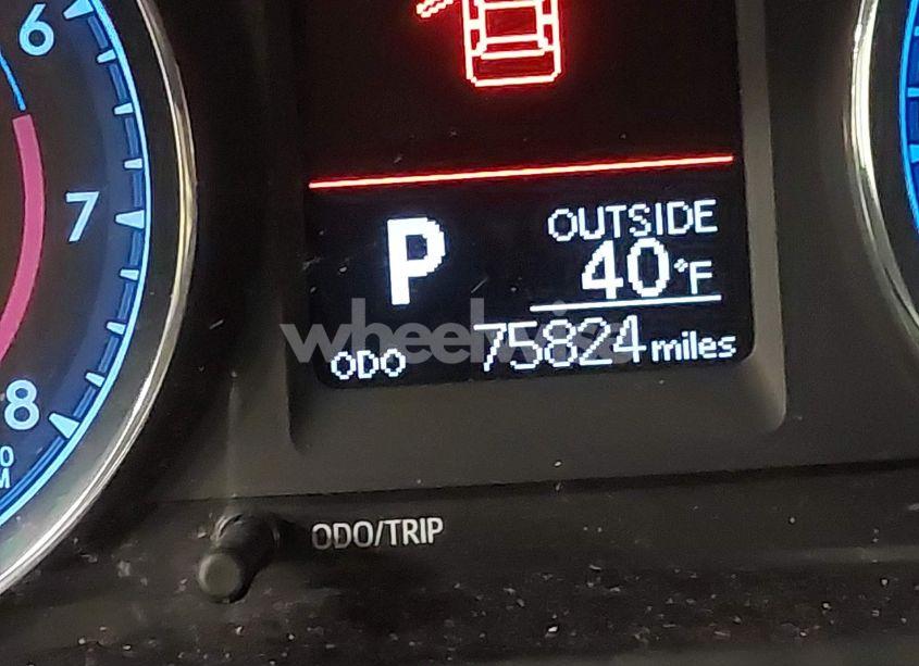 Photo 15 of 2019 Toyota Corolla LE (VIN 5YFBURHE7KP904275)