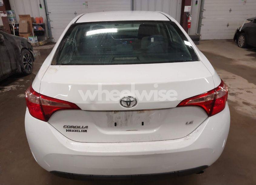 Photo 16 of 2019 Toyota Corolla LE (VIN 5YFBURHE7KP904275)