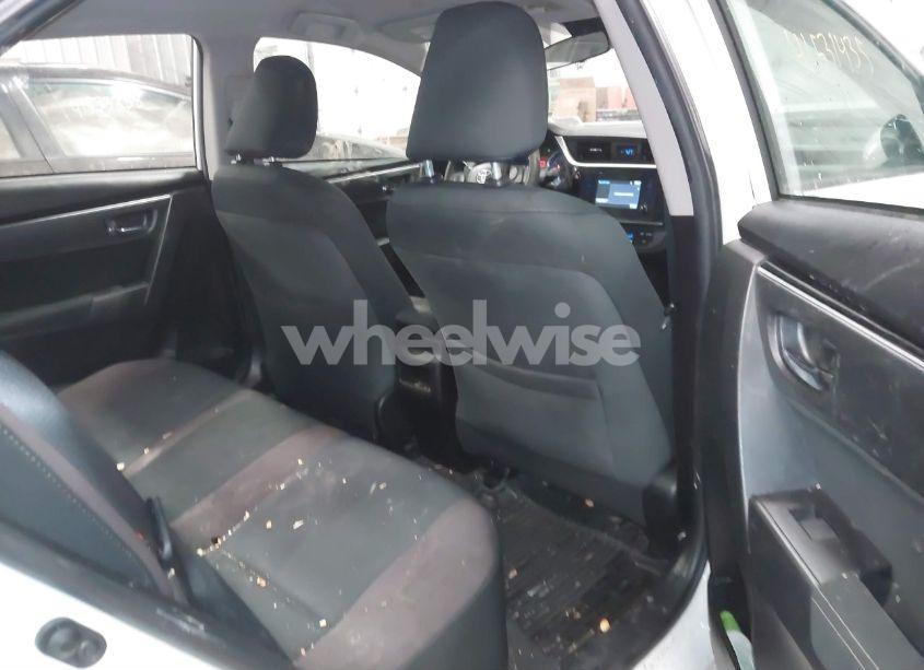 Photo 8 of 2019 Toyota Corolla LE (VIN 5YFBURHE7KP904275)