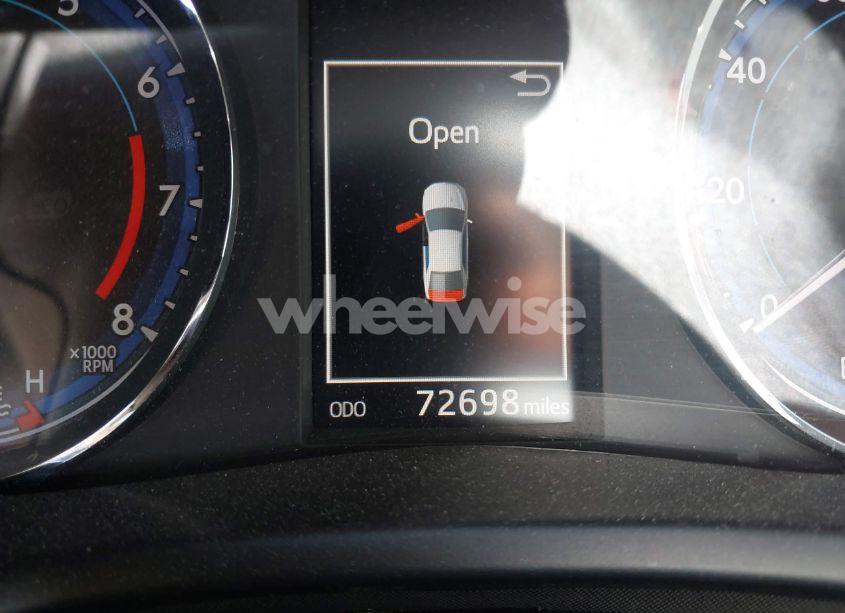 Photo 14 of 2019 Toyota Corolla XLE (VIN 5YFBURHE7KP904888)