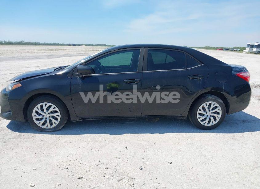 Photo 12 of 2019 Toyota Corolla LE (VIN 5YFBURHE7KP938152)