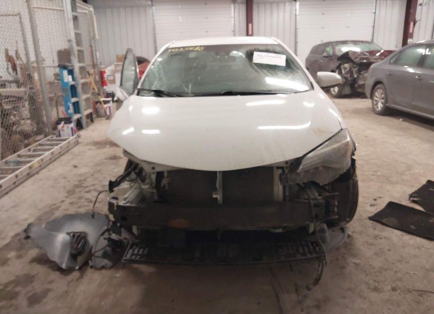 Photo 11 of 2019 Toyota Corolla LE (VIN 5YFBURHE7KP939558)