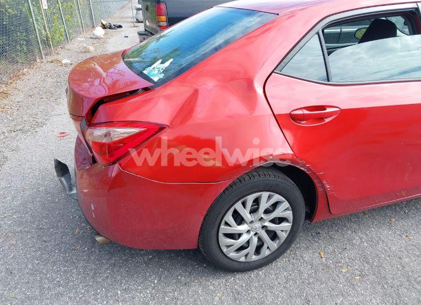 Photo 6 of 2019 Toyota Corolla LE (VIN 5YFBURHE7KP943433)