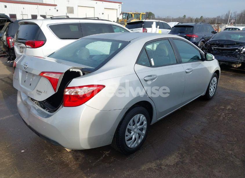 Photo 4 of 2019 Toyota Corolla LE (VIN 5YFBURHE7KP948745)