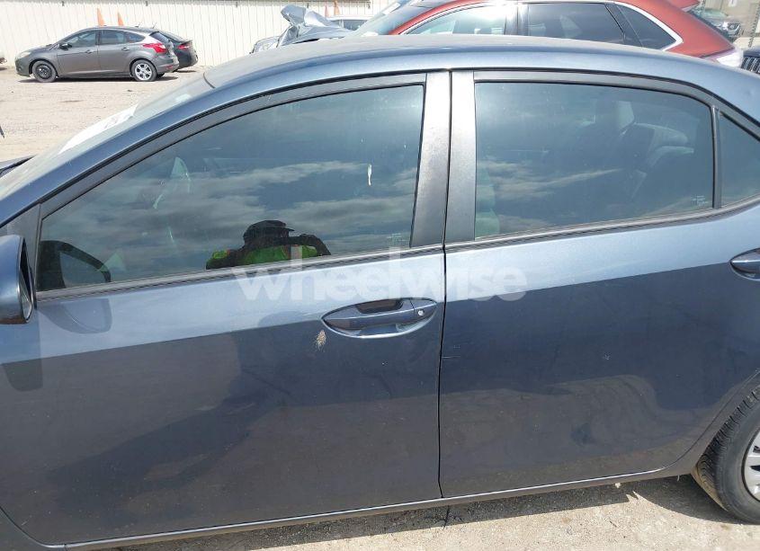 Photo 14 of 2019 Toyota Corolla LE (VIN 5YFBURHE7KP948955)