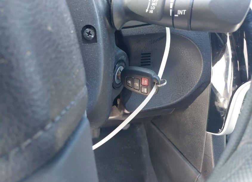 Photo 11 of 2019 Toyota Corolla LE (VIN 5YFBURHE7KP949281)