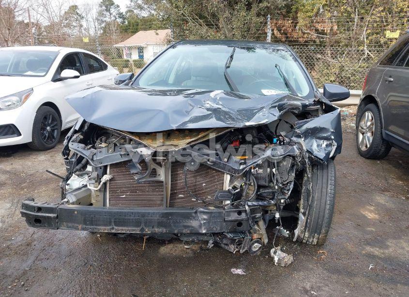 Photo 12 of 2014 Toyota Corolla LE (VIN 5YFBURHE8EP035626)